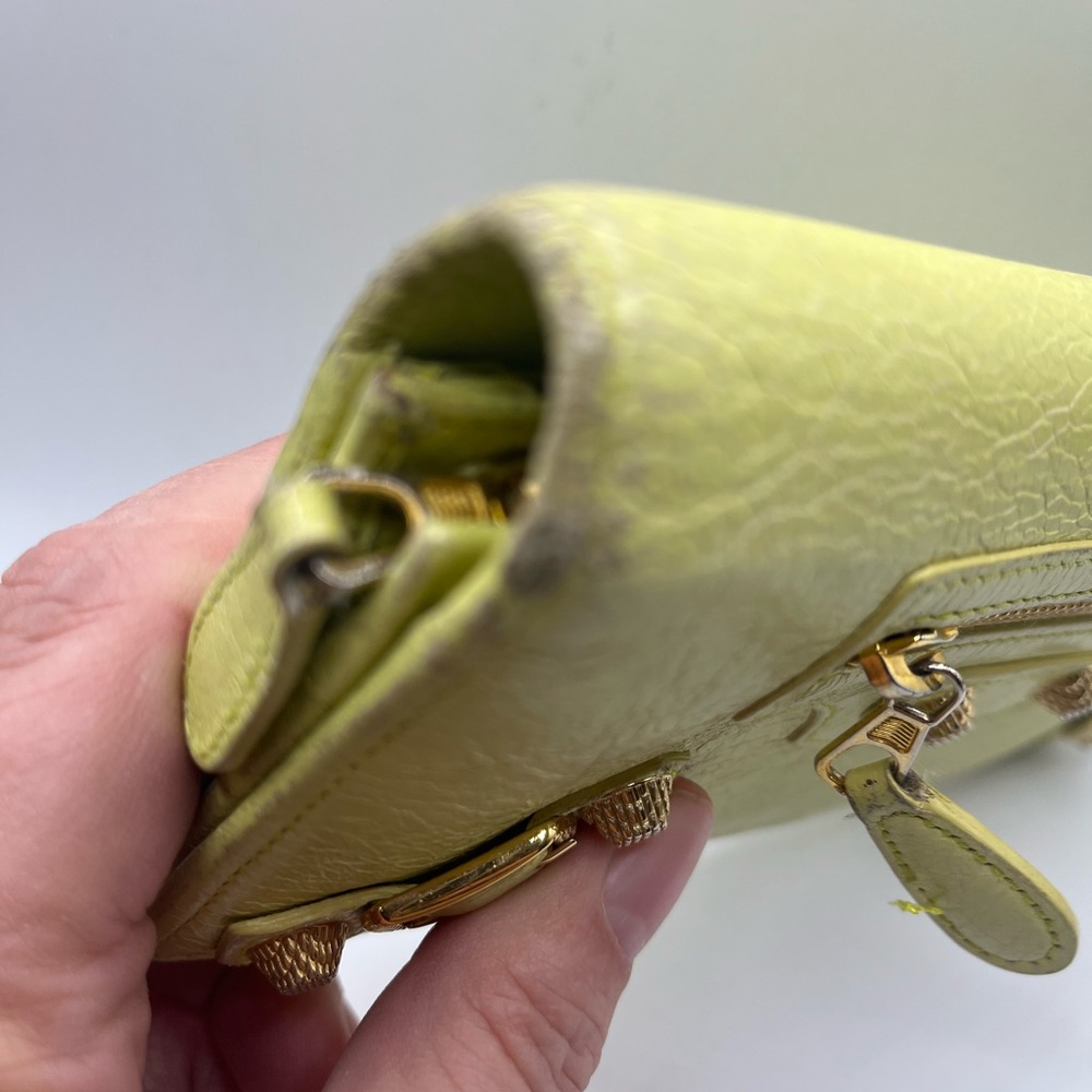 Vintage Balenciaga Women's green wallet - Picture 4 of 12